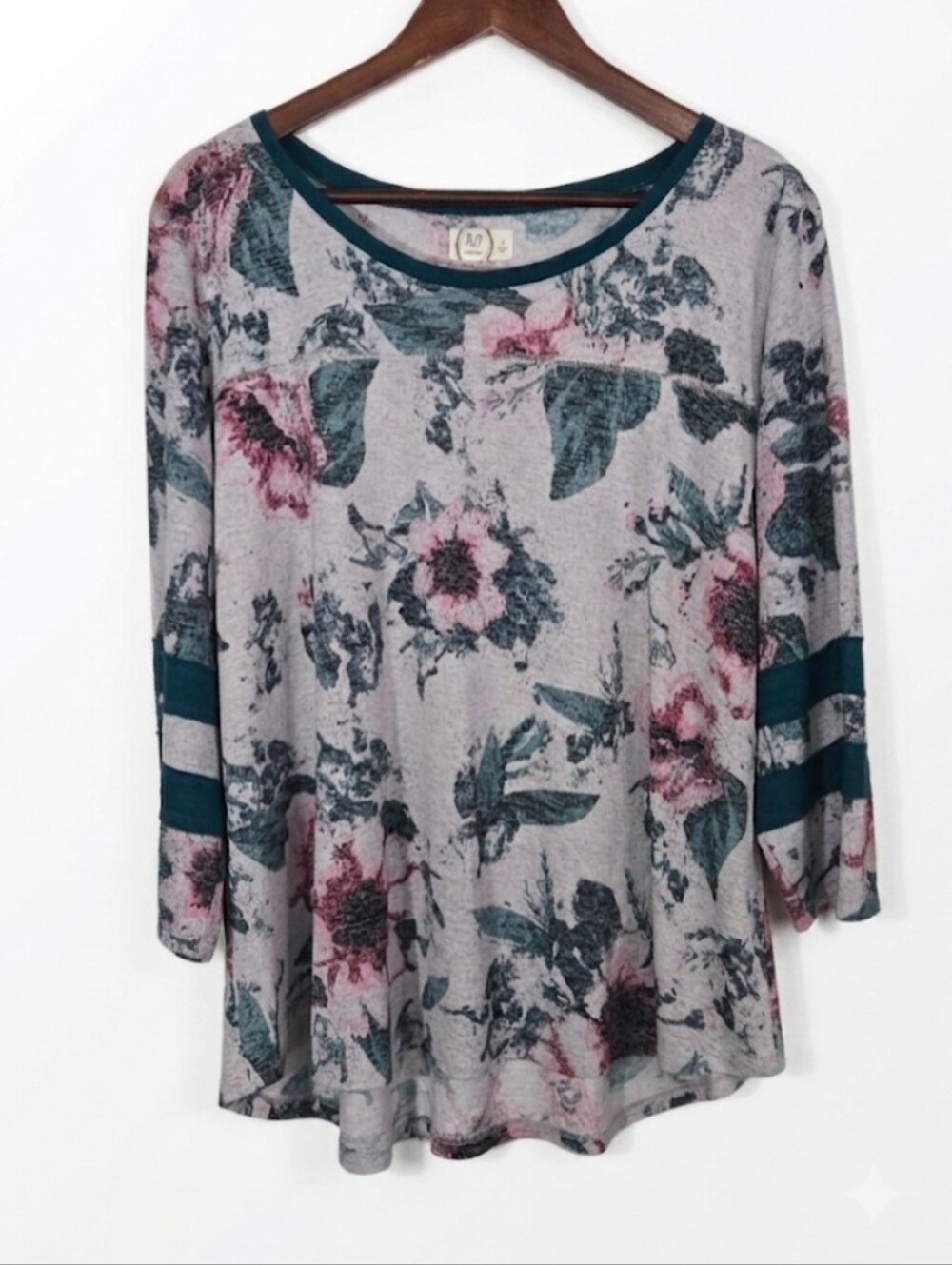 Maurices gray knit top with pink and green floral print